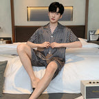 New men's summer summer thin ice silk short-sleeved shorts pajamas teenagers can wear a home service suit
