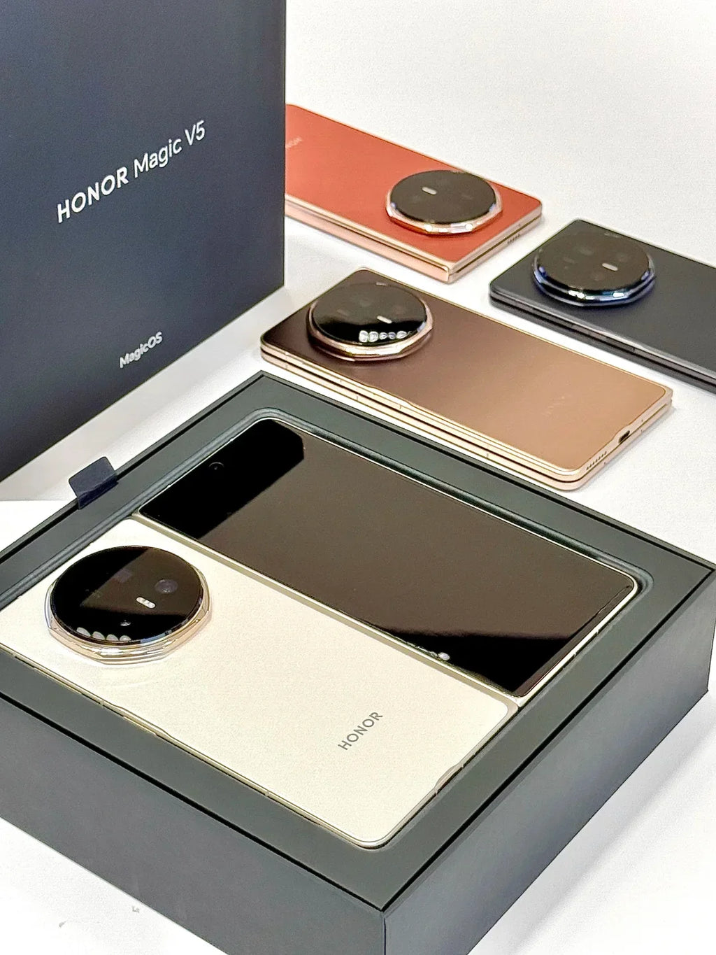 HONOR Magic V5 Global Version Original 5G Smartphone Dual HDR OLED Display Snapdragon 8 Elite 5820mAh 7.95" 66W SuperCharge
