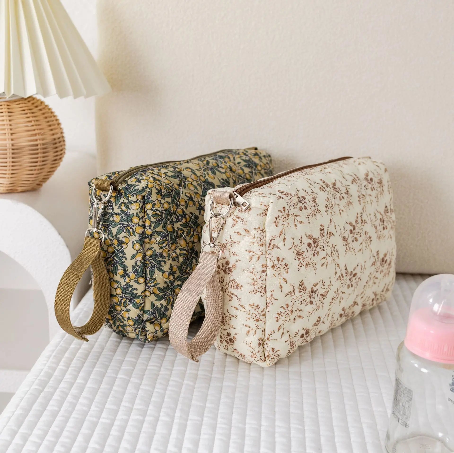 1pcs Portable Baby Diaper Storage Bag Travel Handbags Mommy&Baby Items Organizer Maternal Stroller Bag Makeup&Toiletries Bag
