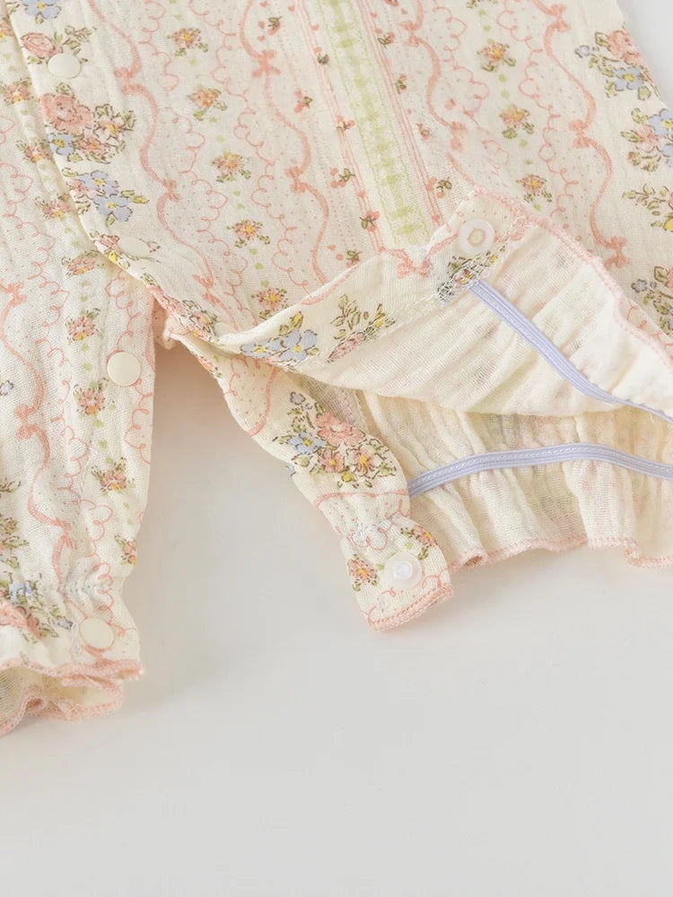 2026 Summer Baby Bodysuit Floral Print Cotton Peter Pan Collar Puff Sleeve Romper for Girls Soft Breathable Outfit