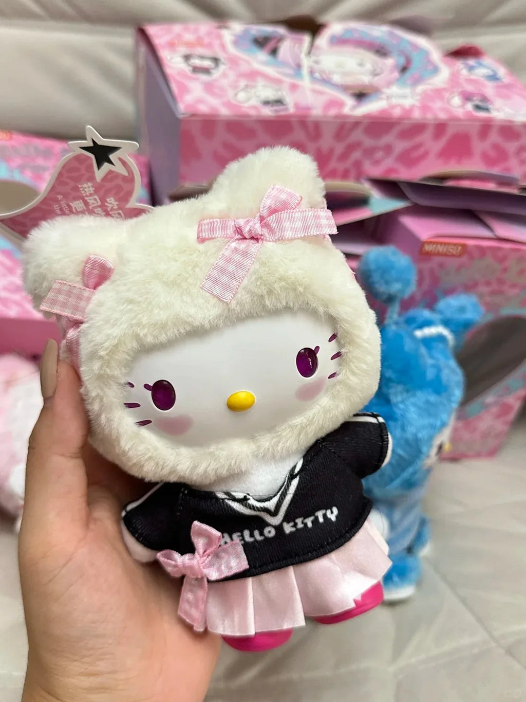 Genuine Hello-Kitty Pop Star Velvet Pendant Series Vinyl Doll Blind Box Trendy Kawaii Surprise Gift Lovely Trendy Blind Box Toys