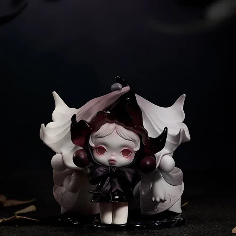 POP MART SKULLPANDA Petals In Four Acts Series Mystery Box Genuine Blind Box Guess Toys Bag Ornament Figurine Home Decor Desktop Main image