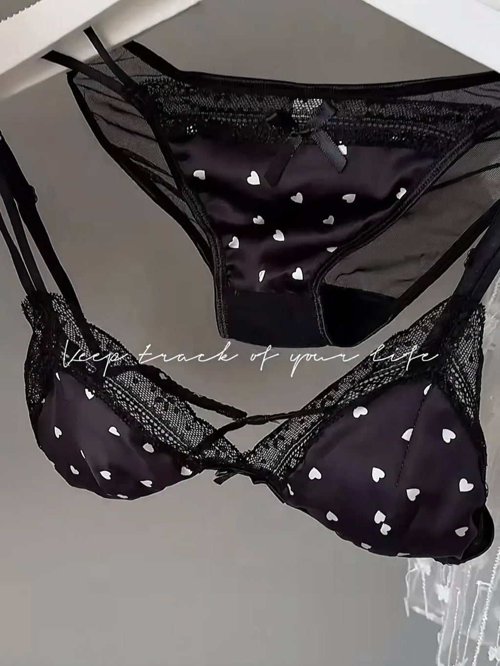 French Style Sweet Triangle Cup Lingerie Set Women Satin Lace Wireless Small Bust Gathered Thin Fabric Sexy Soft Underwear S-XL